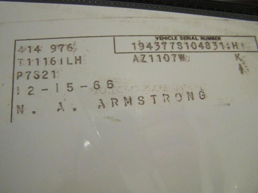 Chevrolet Corvette Neil Armstrong Car 1967 года  (фото 9 из 19)